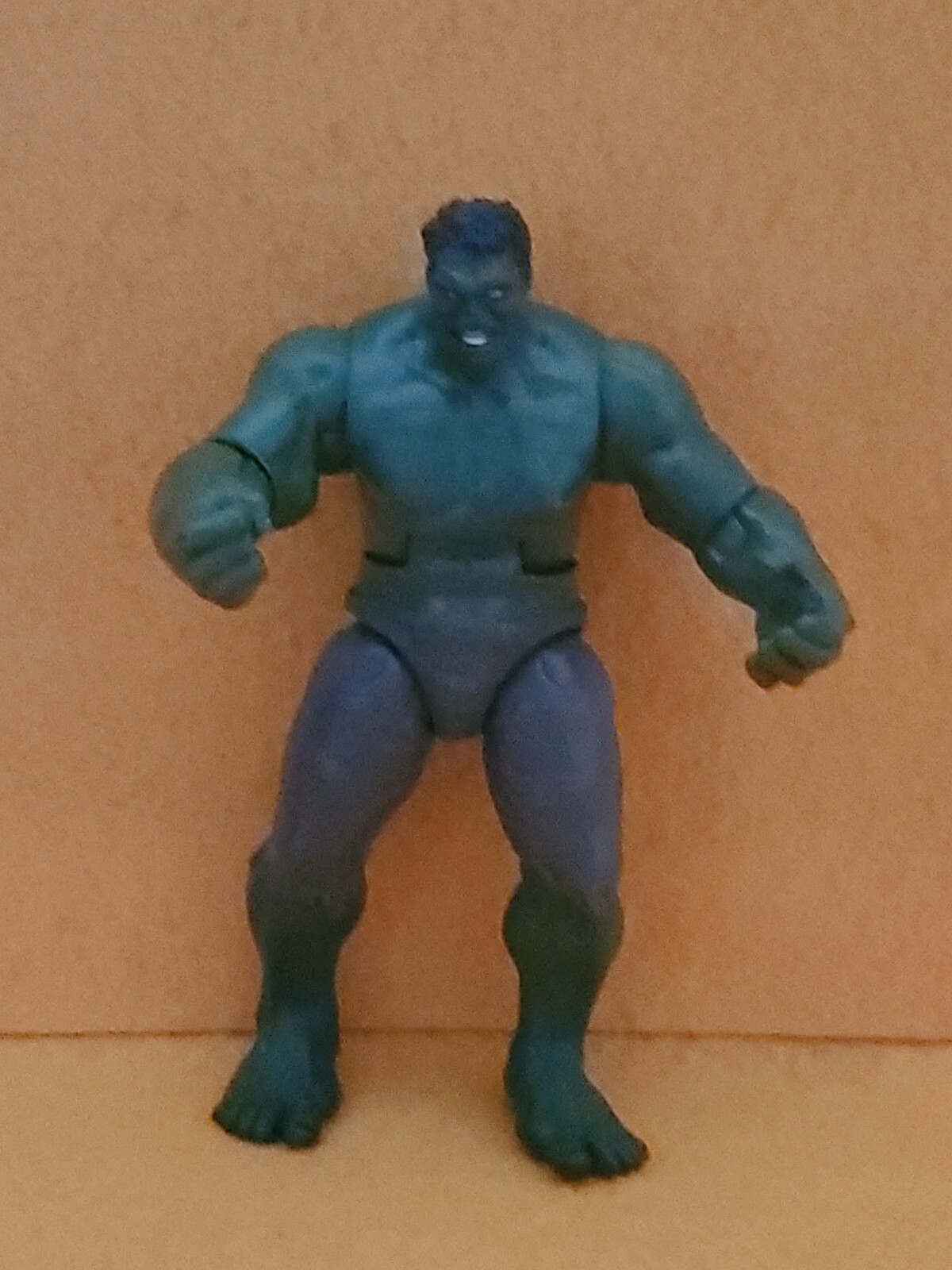THE INCREDIBLE HULK 4.75&Prime; ACTION FIGURE TARGET EXCLUSIVE IN AVENGERS PACK MARVEL