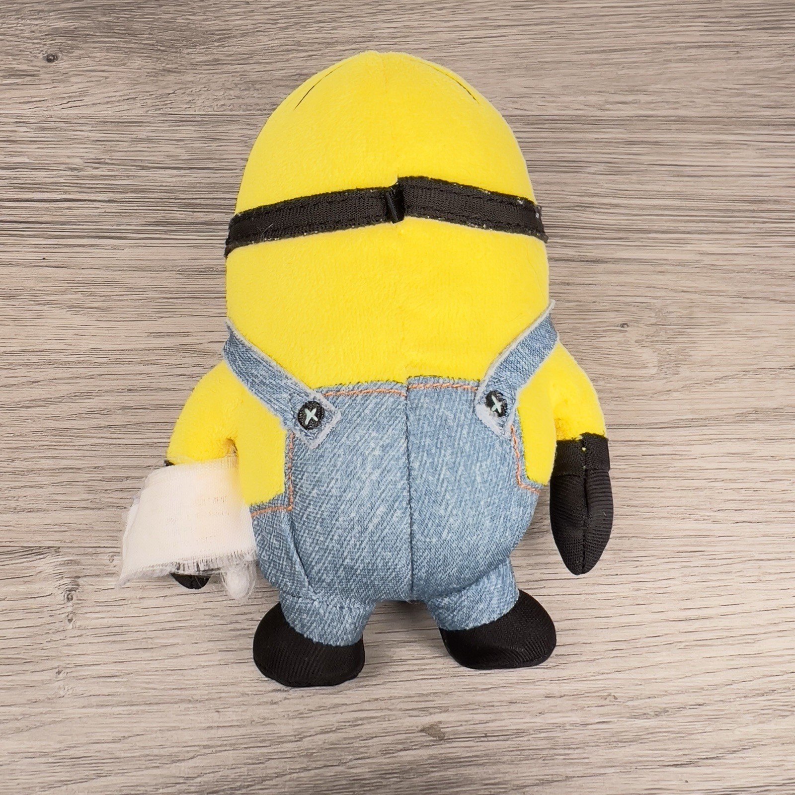 Despicable Me Minions Stuart 6” Plush Toy Illumination Movie Character