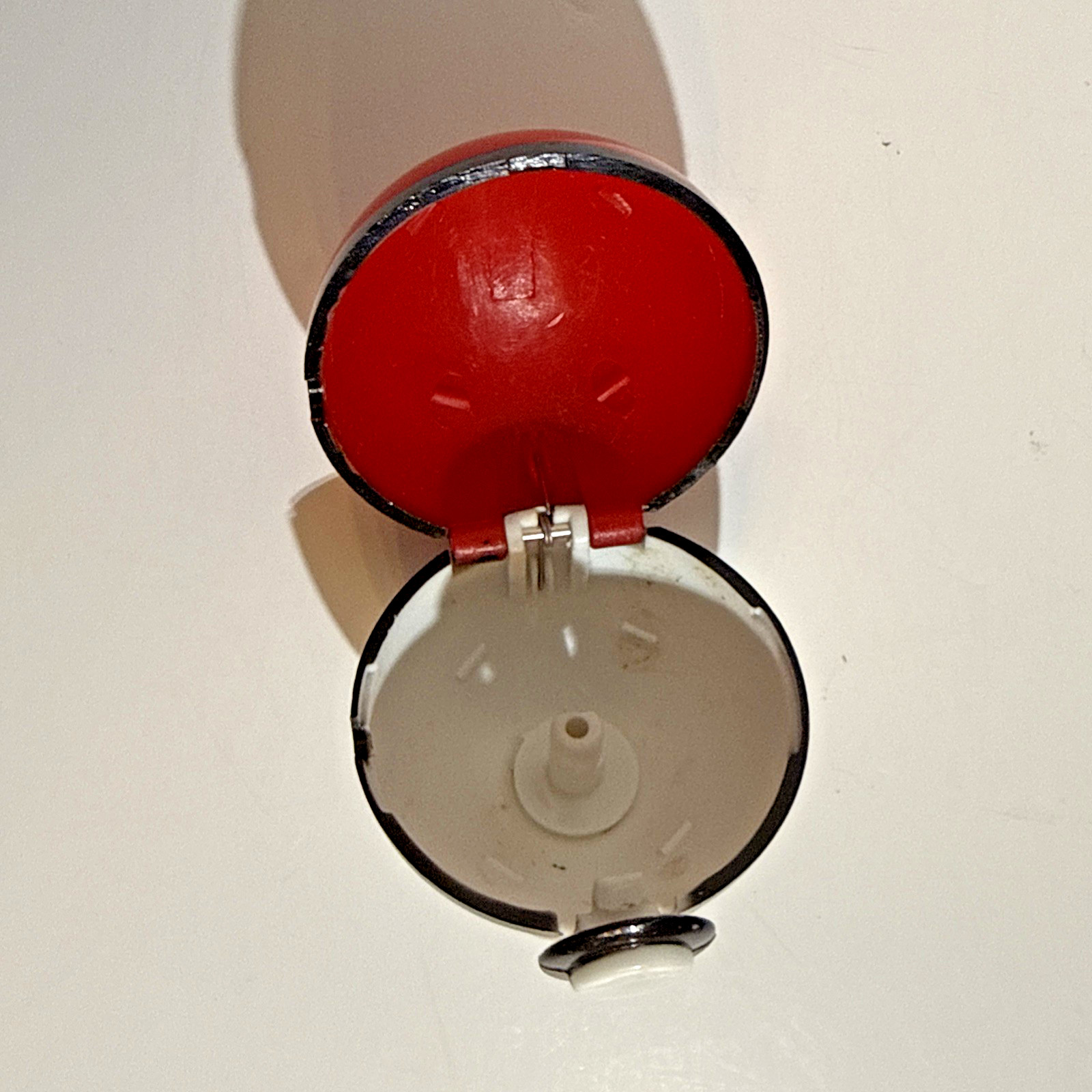 Pikachu (#025) 1999 Basic Fun BFI Pokémon Keychain Figure w/ Pokeball