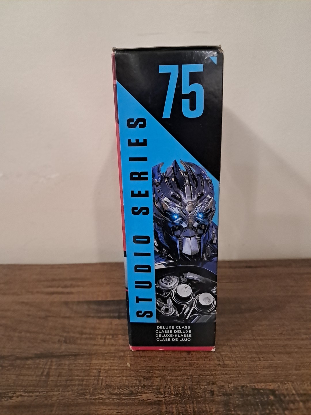 NEW Hasbro Transformers Studio Series 75 Revenge of the Fallen Deluxe Class Jolt