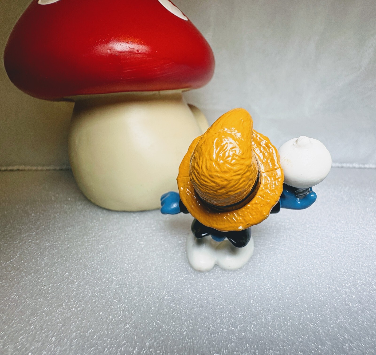 2.0504-05_Edison Smurf Historical Vintage Schleich Smurfs Figure Schtroumpf