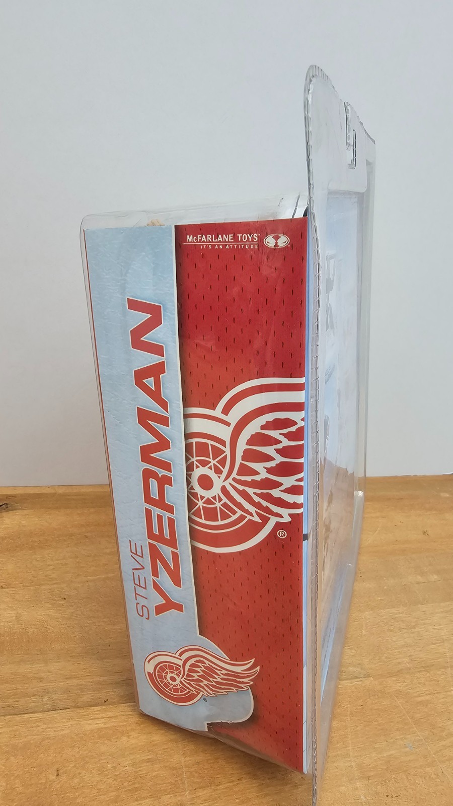 MCFARLANE STEVE YZERMAN DETROIT RED WINGS STANLEY CUP NHL HOCKEY FIGURE SERIES 6