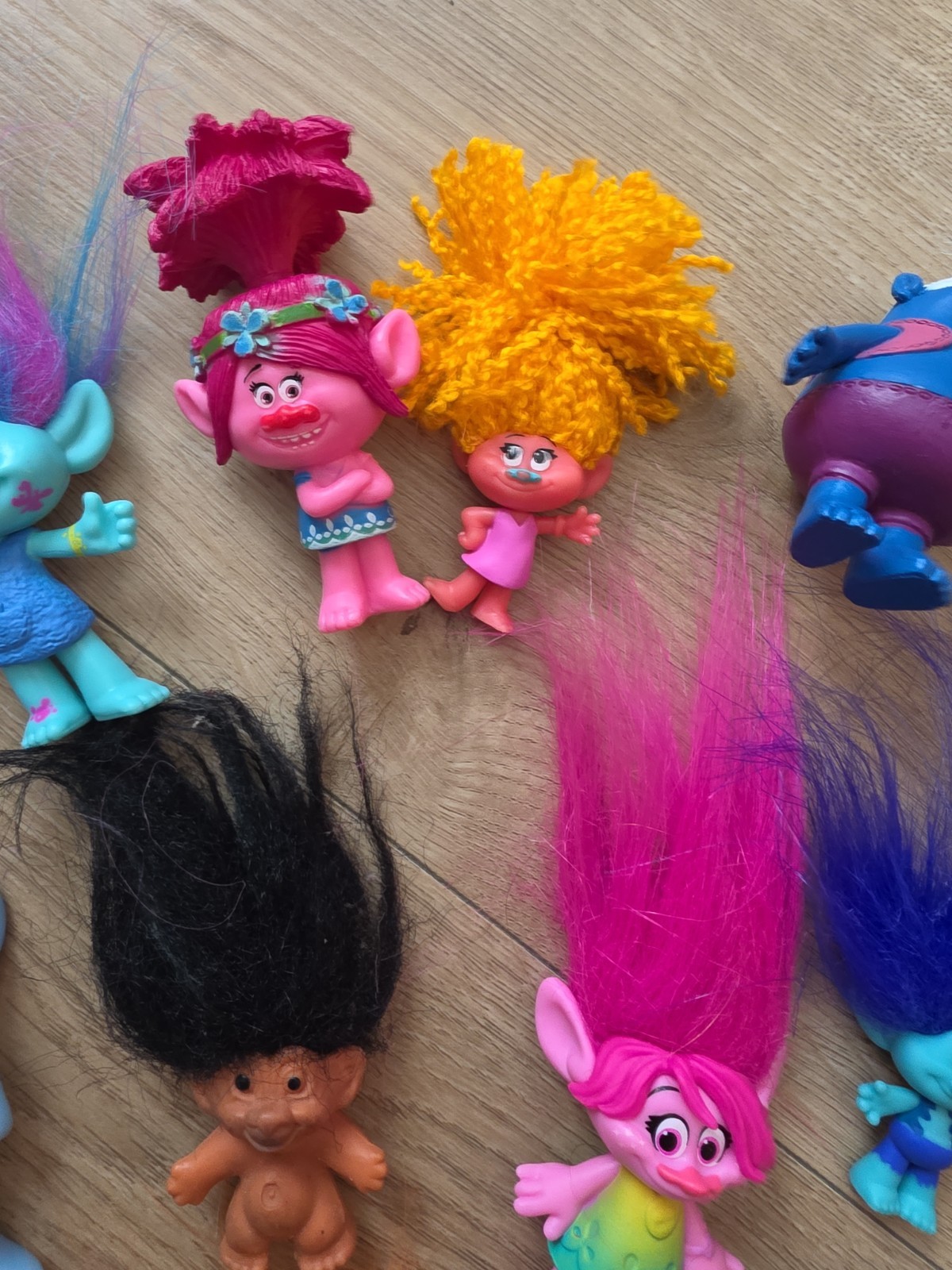 Trolls Movie Dreamworks Small Figures Lot X 13 Poppy Plus Others Plastic Toys