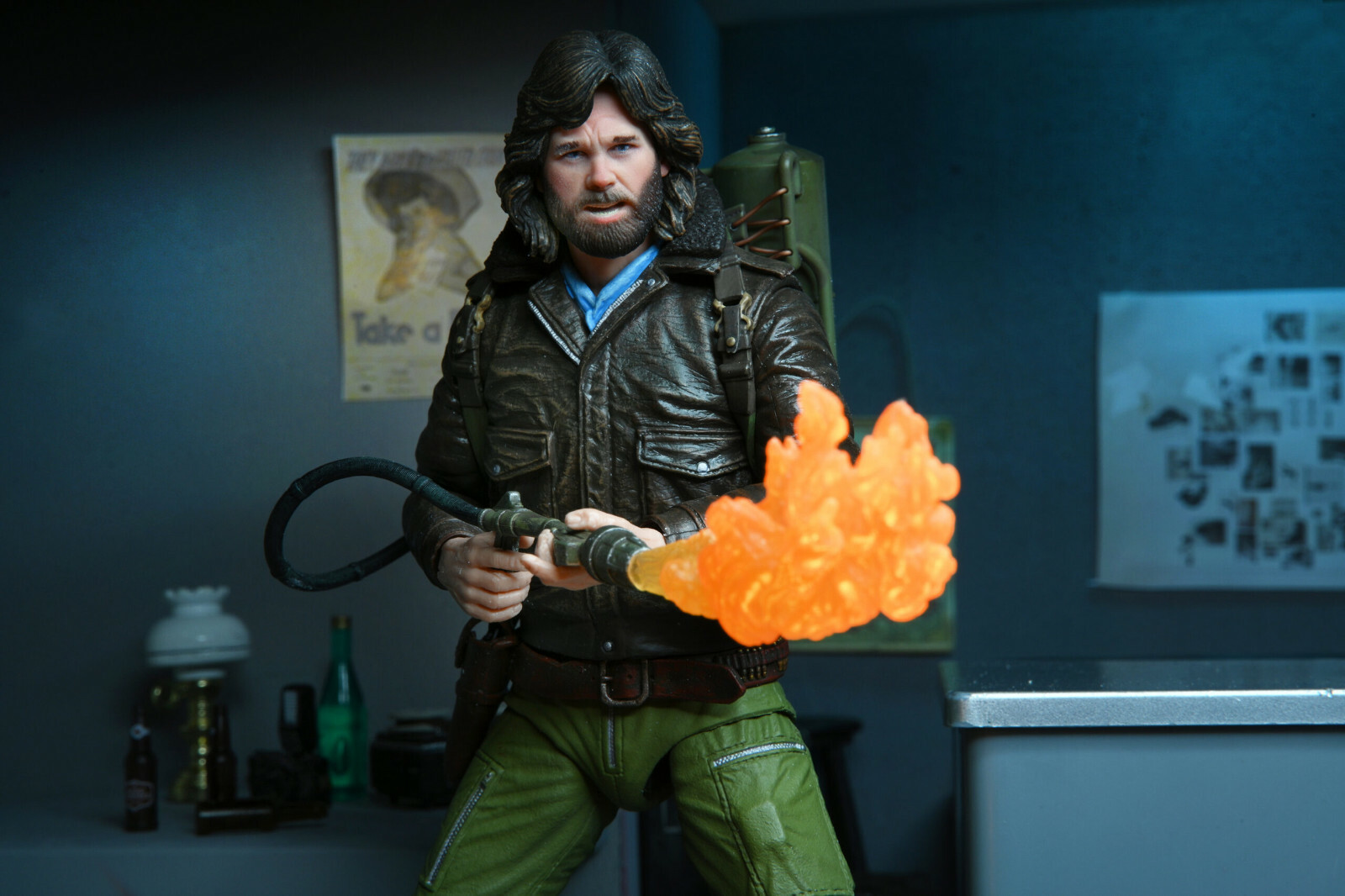 NECA THE THING ULTIMATE MACREADY STATION SURVIVAL VERSION 2
