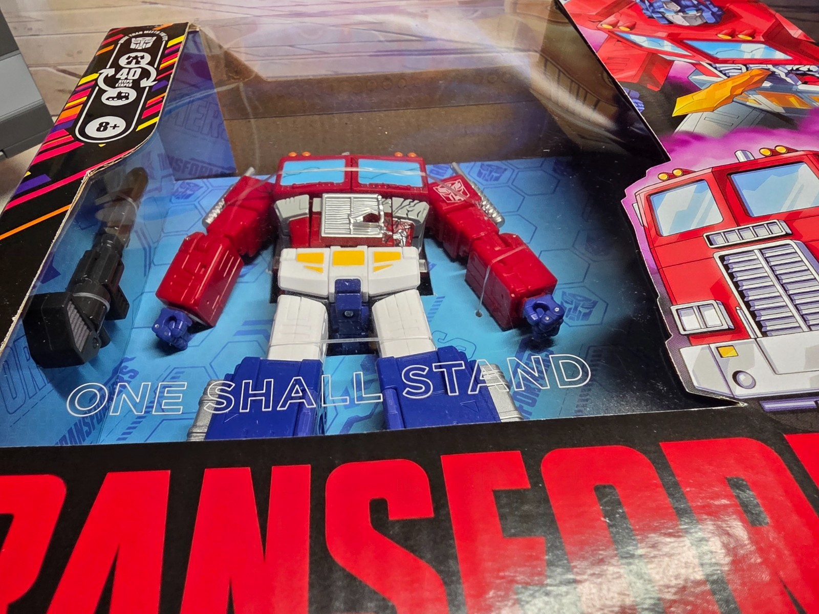 NEW Transformers Studio MTMTE Leader 86 Optimus Prime Damaged Box SHIP GLOBAL