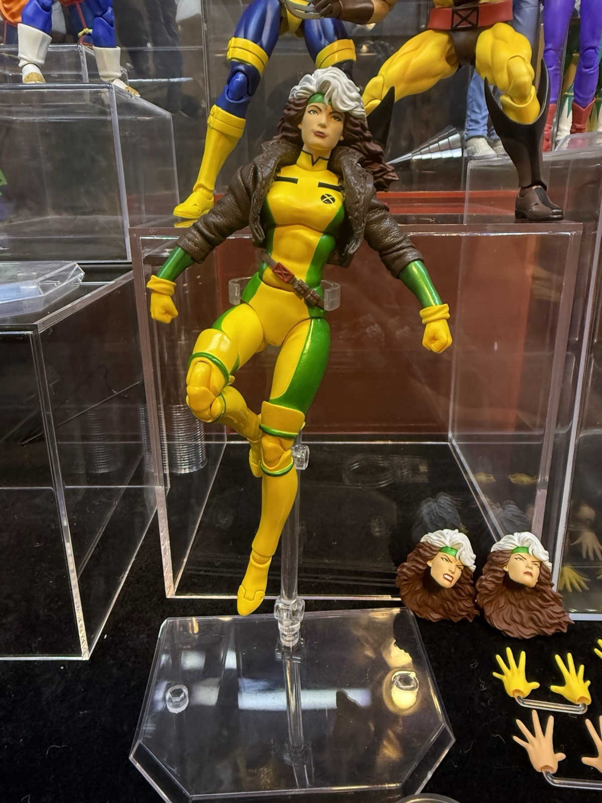 MAFEX No.242 Rogue X-MEN Comic Ver. (US SELLER)