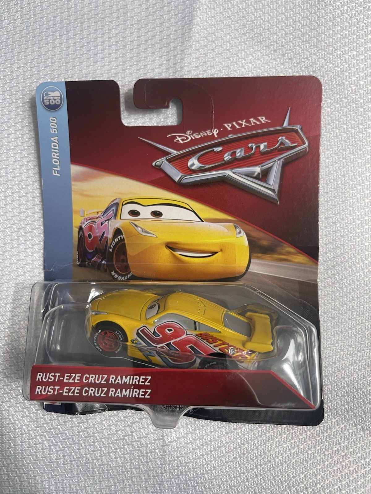 Disney Pixar Cars – Rust-Eze Cruz Ramirez – Florida 500 – 1:55 Die-cast 2017