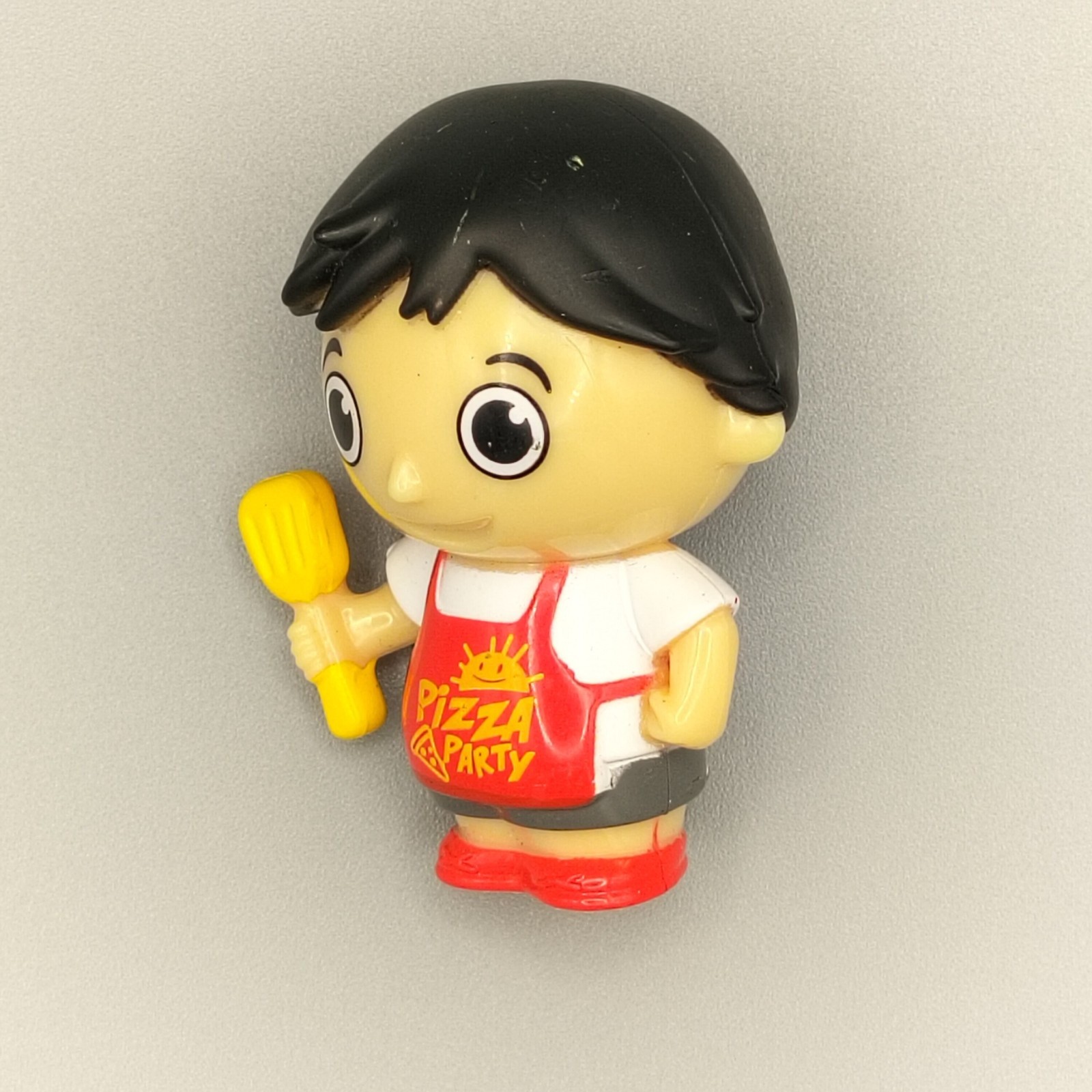 Ryan&rsquo;s World Chef Pizza Party Figure Small Multi-color Spatula Toy