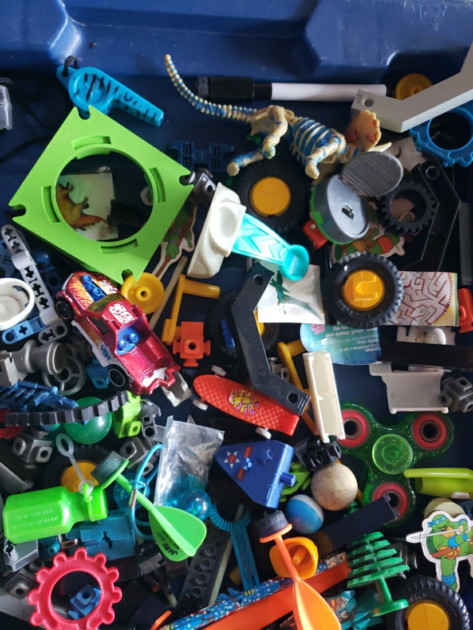 Random Mixed Toy Small Pieces Unknown 100 Plus