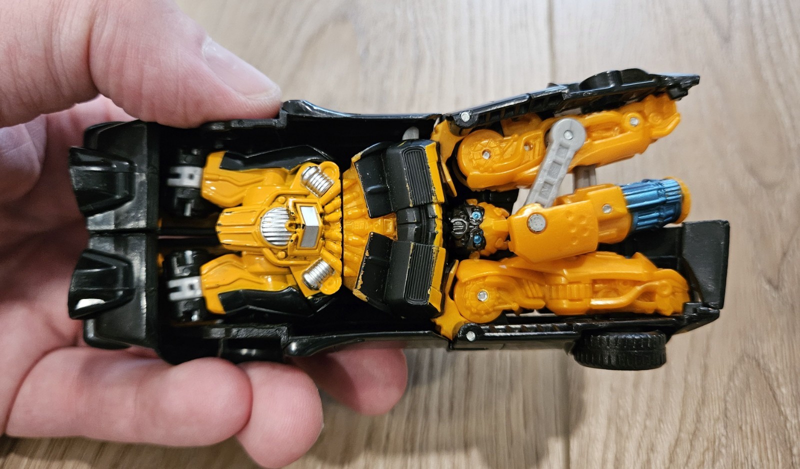 Transformers Age Of Extinction High Octane Bumblebee Hasbro DAMAGED PARTS ONLY