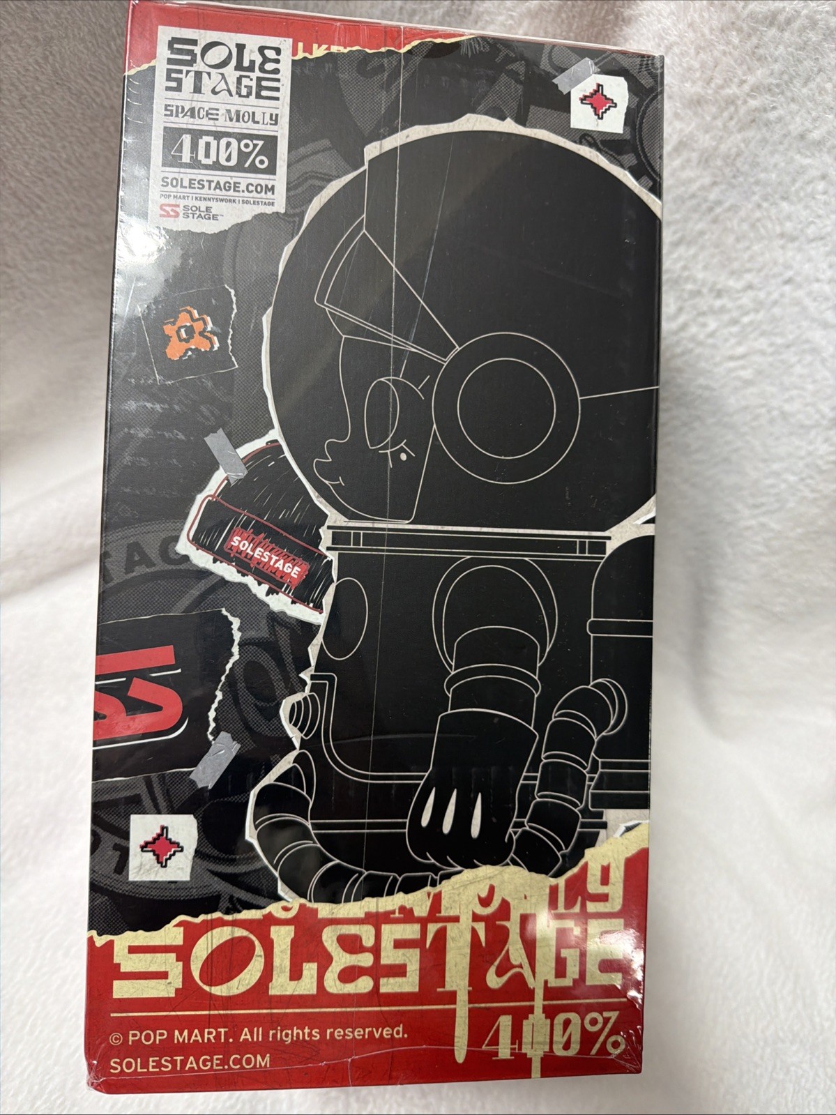 AUTHENTIC Pop Mart Mega Space Molly SOLE STAGE 400% Brand New-Factory Sealed.