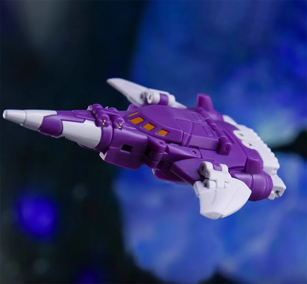 Dr Wu DW-E34M Wasp Bee DW-E35S Wingman Cyclonus Action Figure toy in stock