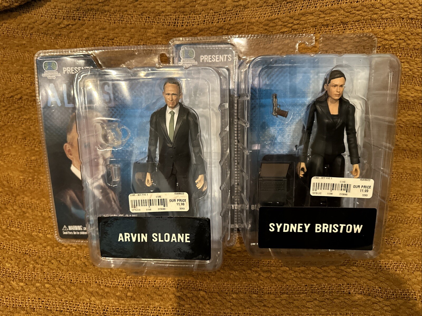 NEW ALIAS SYDNEY BRISTOW & ARVIN SLOANE 7&Prime; TV SERIES ACTION FIGURES 2004! a72