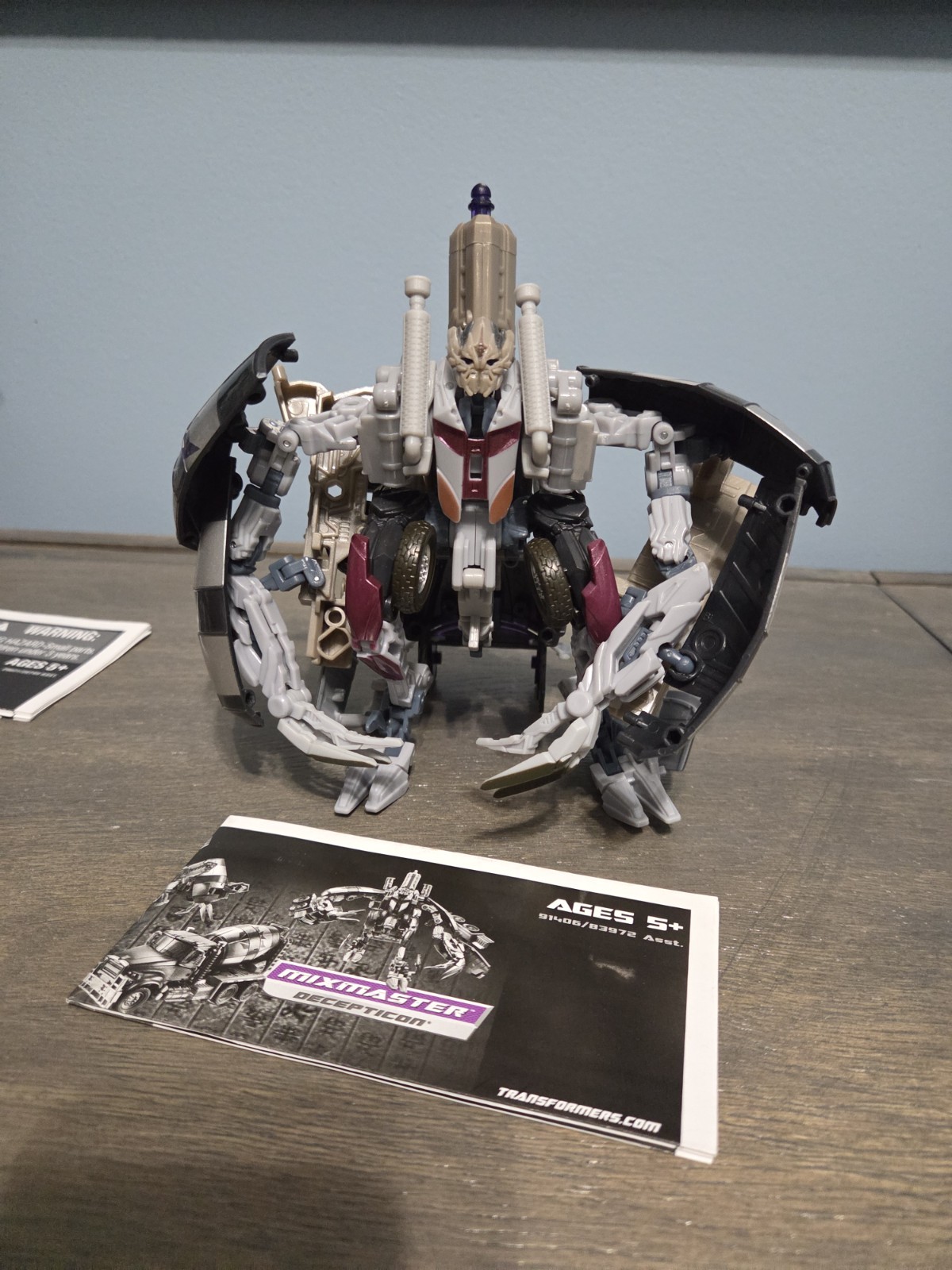 Transformers Revenge Of The Fallen Voyager Mixmaster ROTF Constructicon