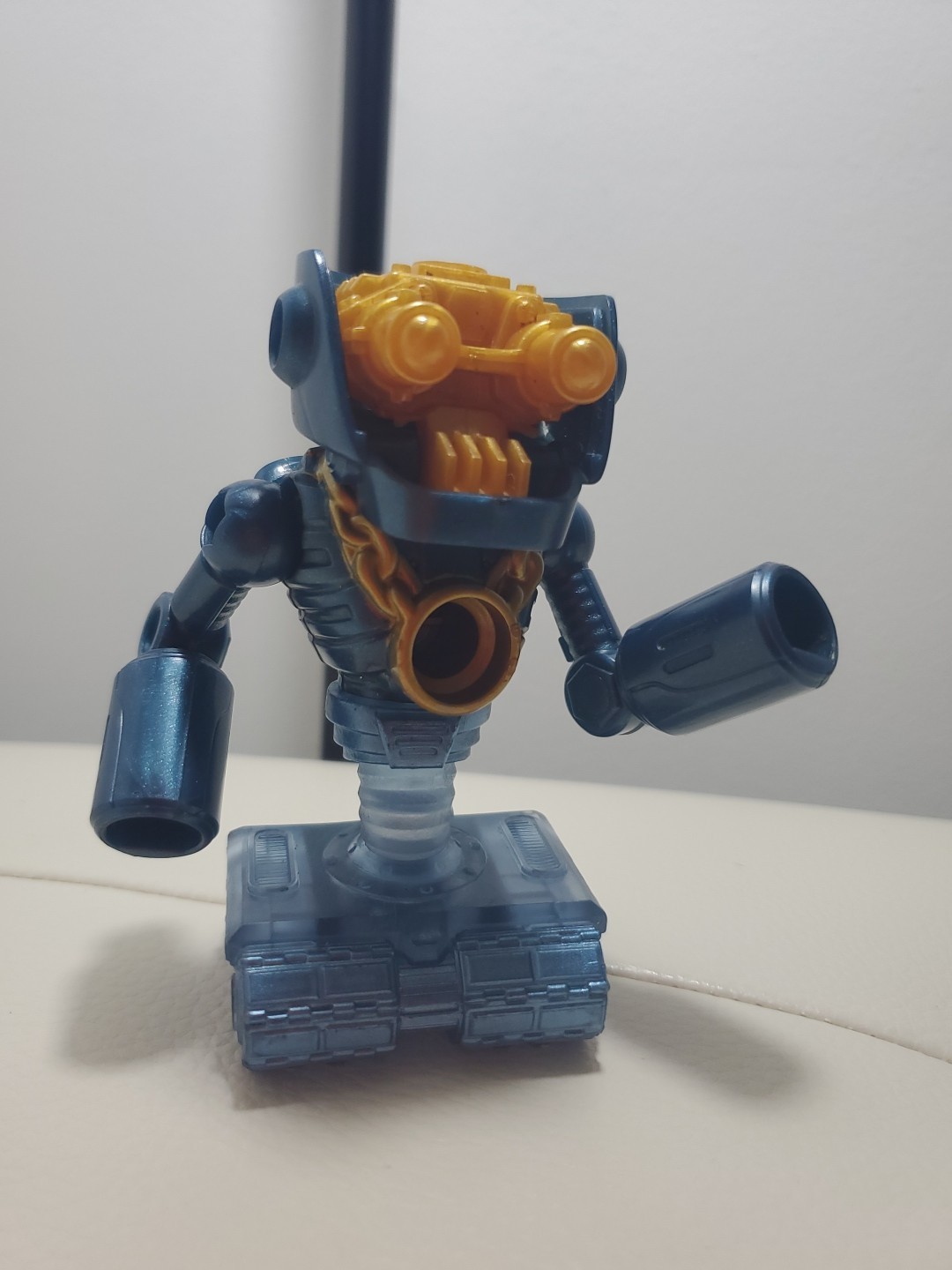 Treasure X Robots Gold Robo Jaws Blue Moose Toys 2022 Missing Mask No Missiles