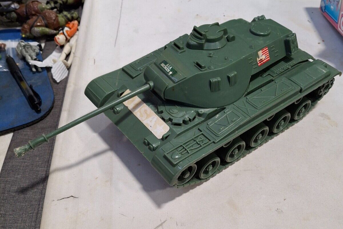 Vintage 1970s Green 3 & 3/4&Prime; Army US Army Tank #7520 Made in USA (B)
