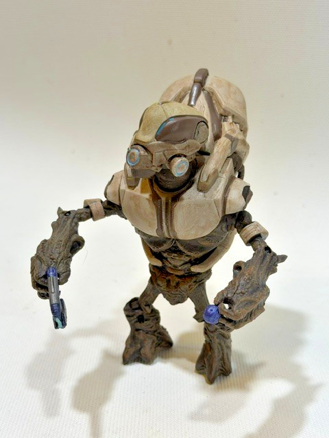 McFarlane Halo Reach GRUNT ULTRA Figure with Plasma Pistol