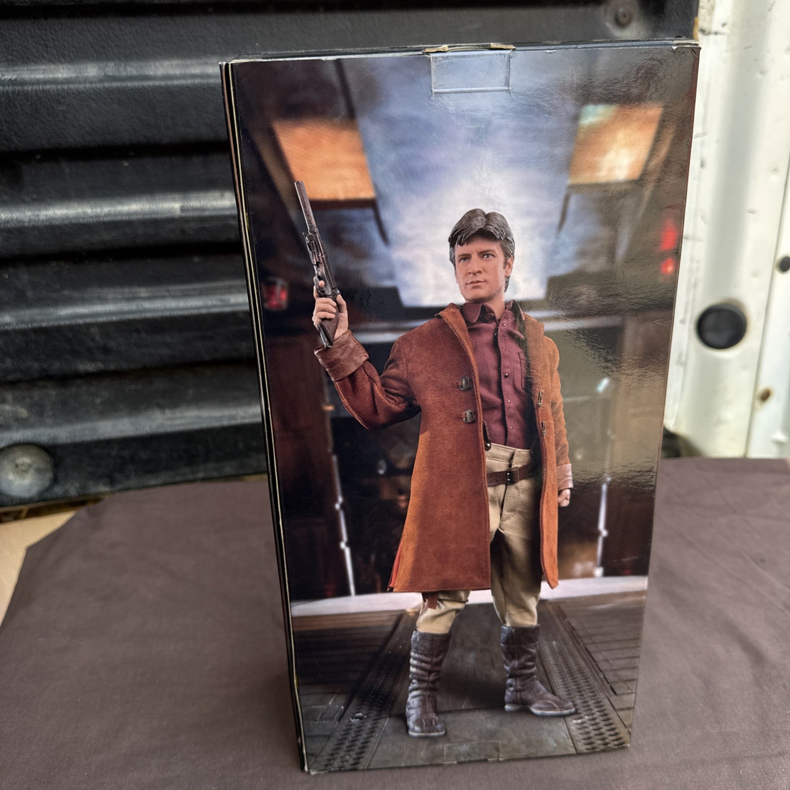 QMx _ Master Series: « MALCOLM REYNOLDS » 1:6 Scale Articulated FIGURE