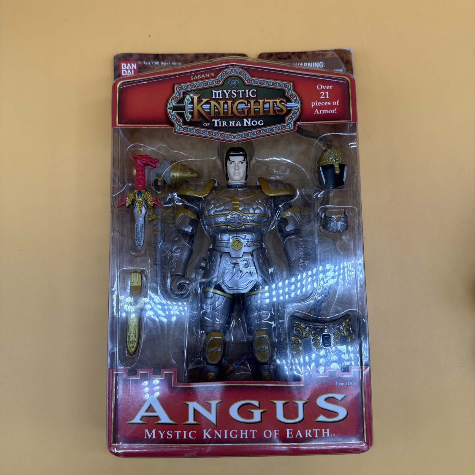 BANDAI : Saban’s Mystic Knights Of Tir Na Nog ANGUS Of Earth 21+ Pieces 1998 NOS