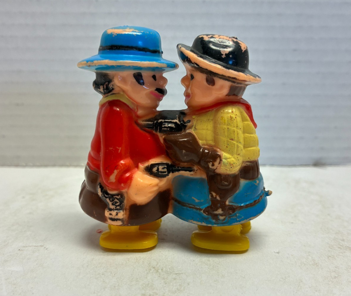 F4 VTG Marx Hard Plastic Dancing Couple & Gunslingers Ramp Walkers 1950&rsquo;s