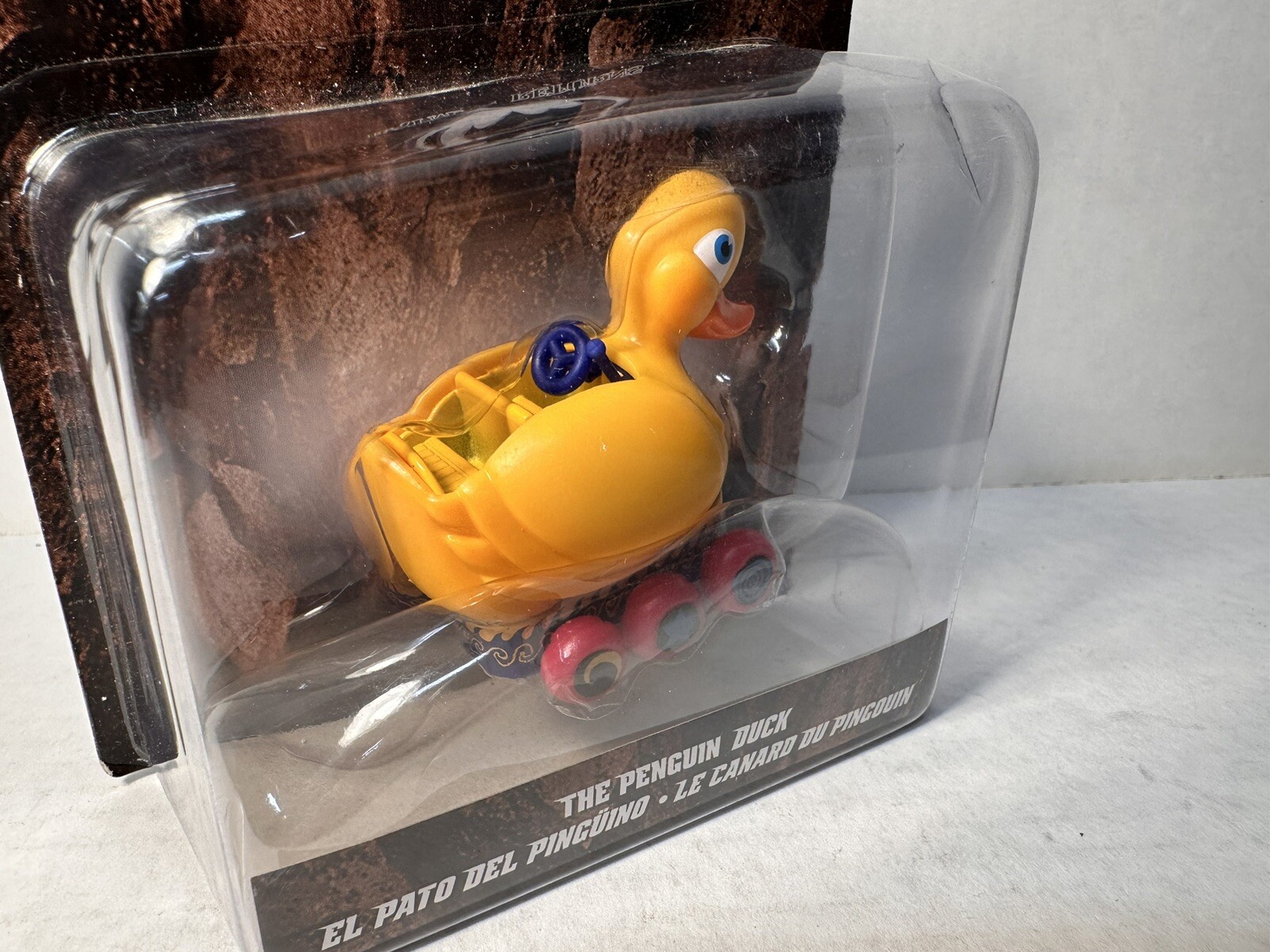 Hot Wheels Batman Returns The Penguin Duck 1:50 Diecast X3079 NEW NIP