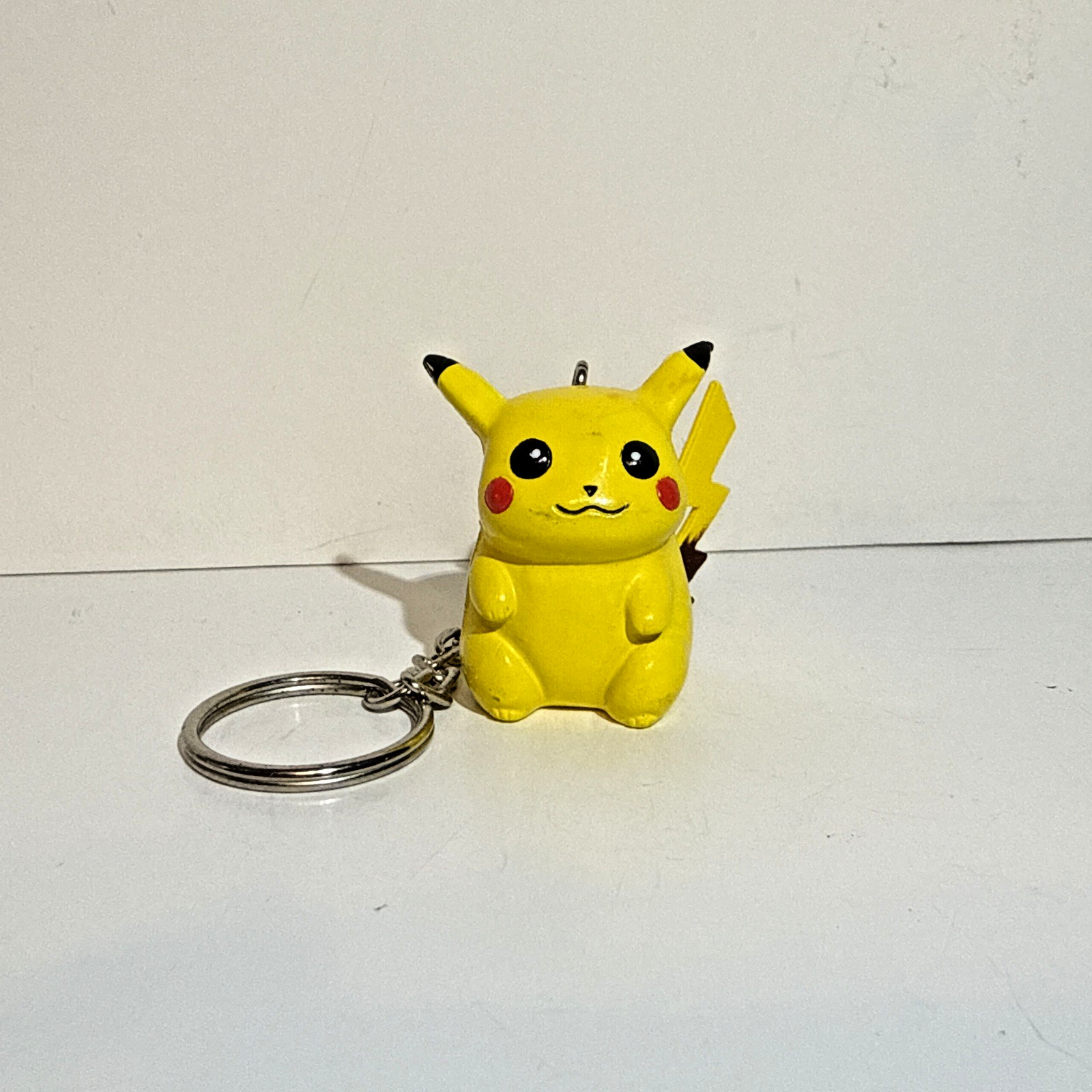 Pikachu (#025) 1999 Basic Fun BFI Pokémon Keychain Figure w/ Pokeball