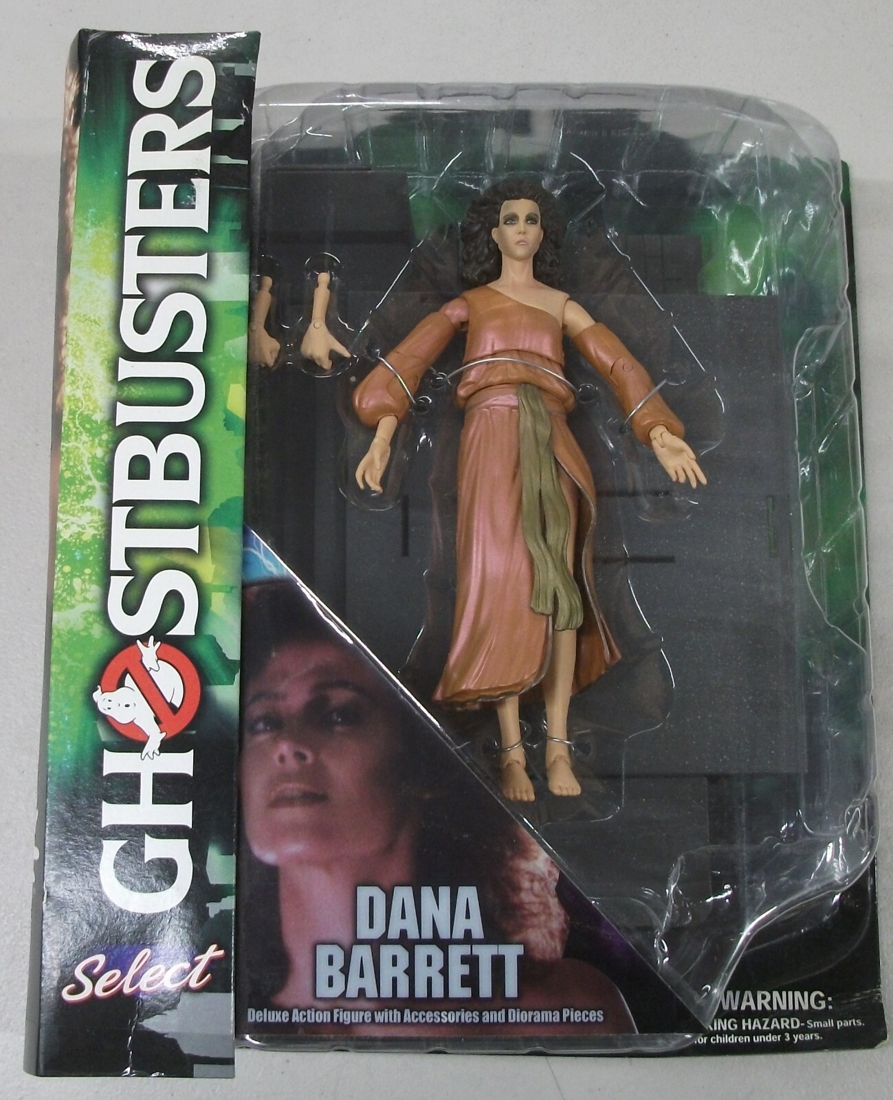 Diamond Select Ghostbusters DANA BARRETT Action Figure W/ Diorama Piece