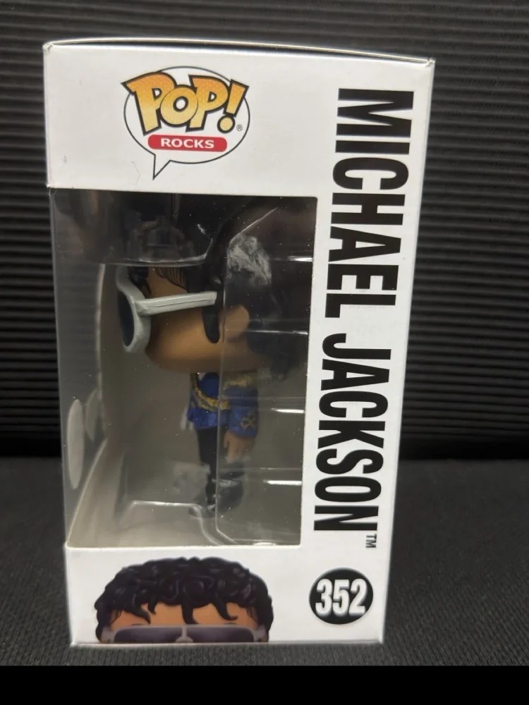 Michael Jackson #352 Diamond Glitter Vinyl Figure Limited Edition Gift