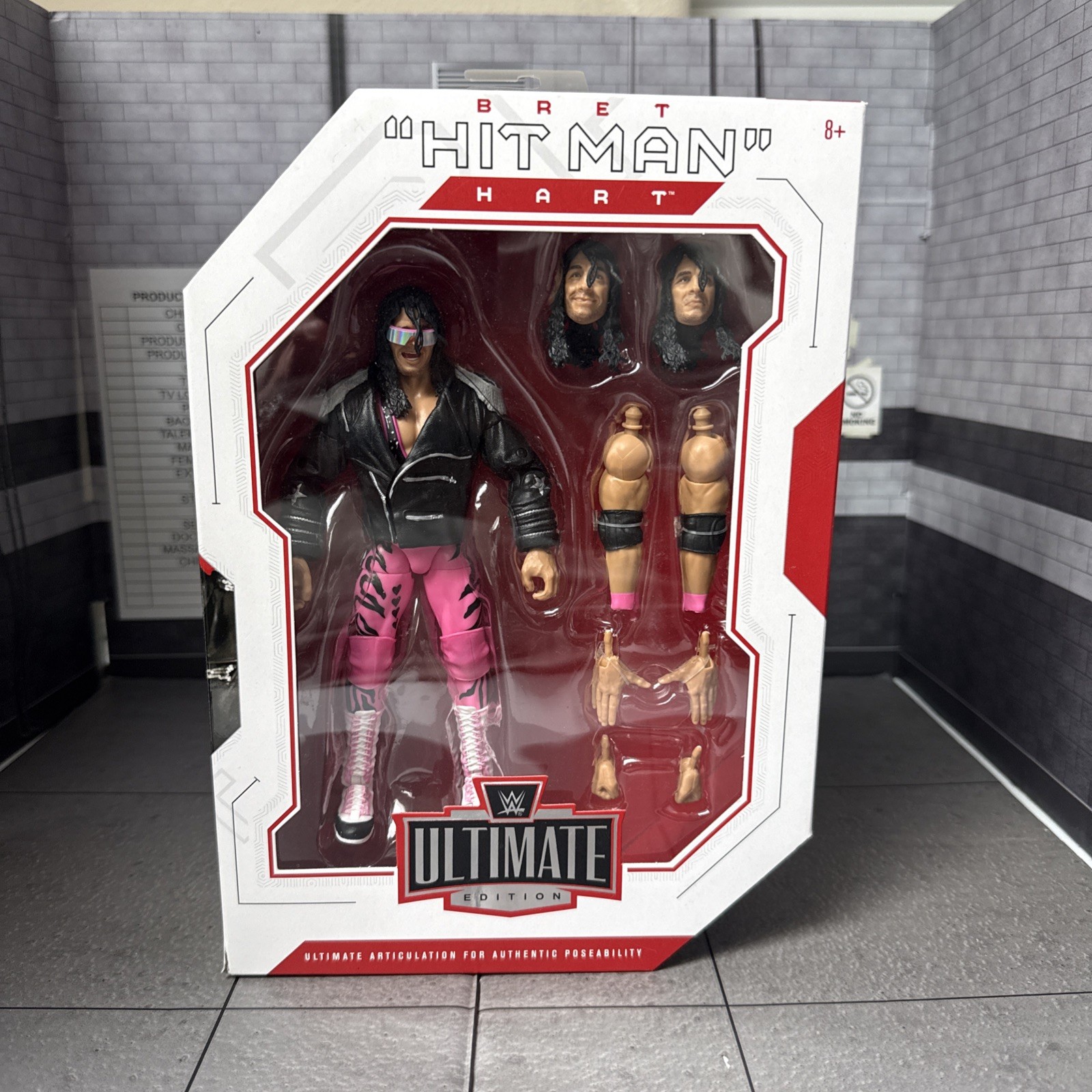 MINT WWE Ultimate Edition Series 2 Bret Hitman Hart Wrestling Figure