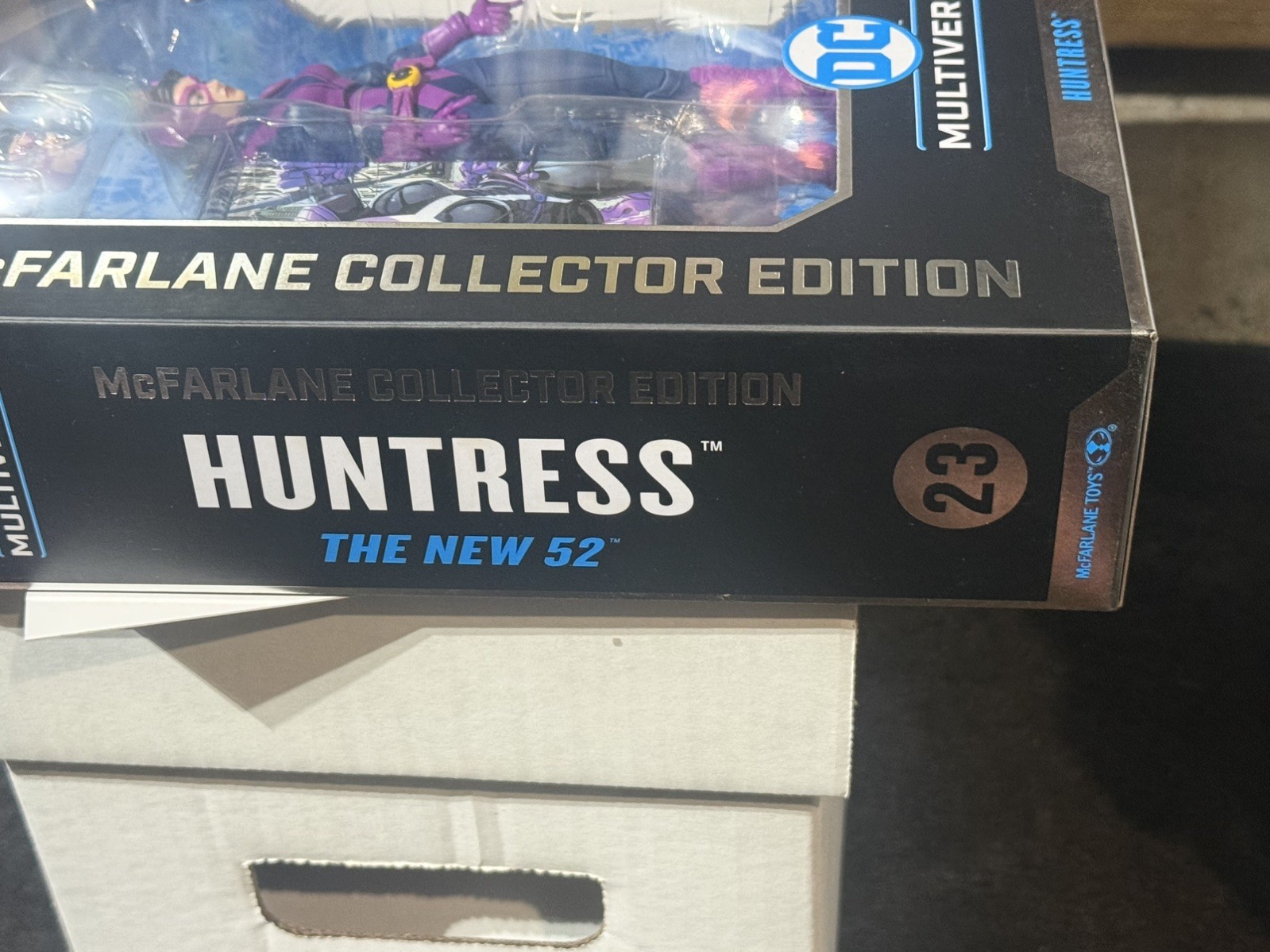 McFarlane Toys DC Multiverse Collector Edition #23 The Huntress PLATINUM Chase