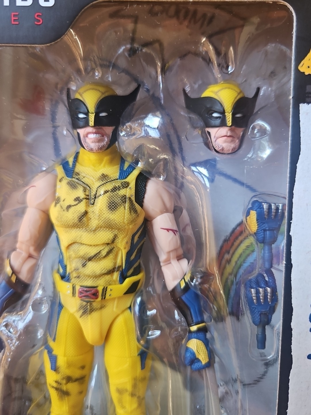 Marvel Legends Series Deadpool & Wolverine 6&Prime; Hugh Jackman Beat Up Suit X-Men
