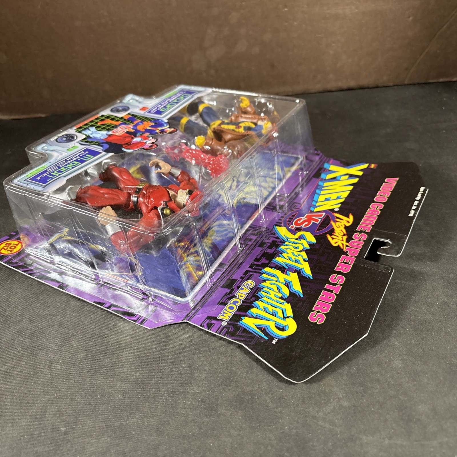 CYCLOPS VS M. BISON ACTION FIGURE STREET FIGHTER VS X-MEN MARVEL CAPCOM TOY BIZ