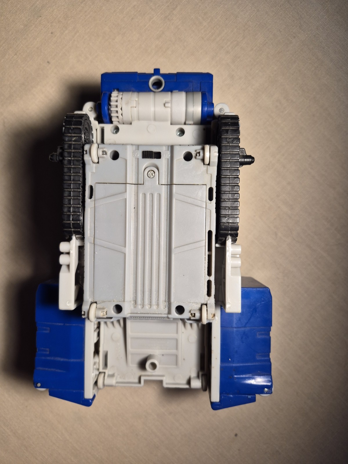 Hasbro Transformers Armada Optimus Prime Super Base Figure