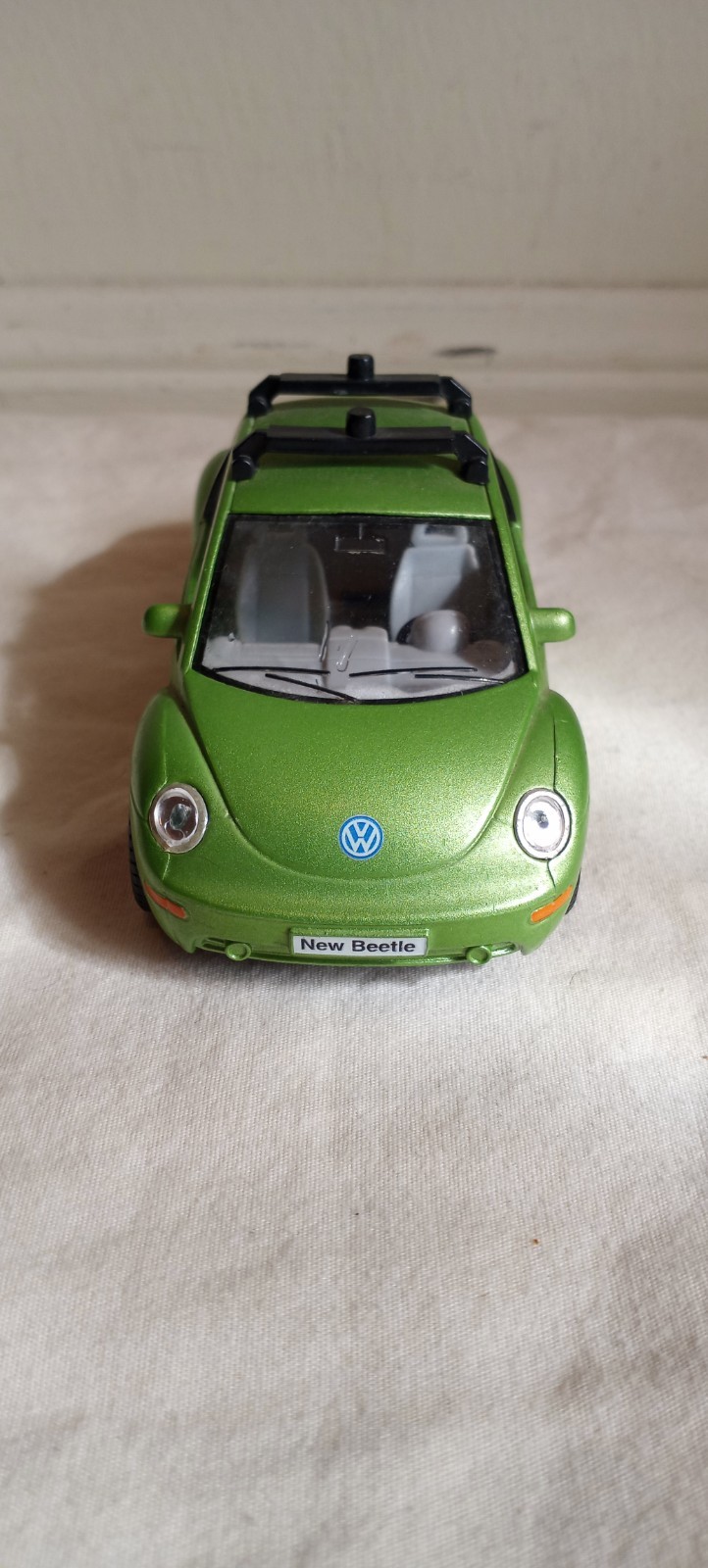 Vintage 2000 « New Beetle » Motorized Toy!