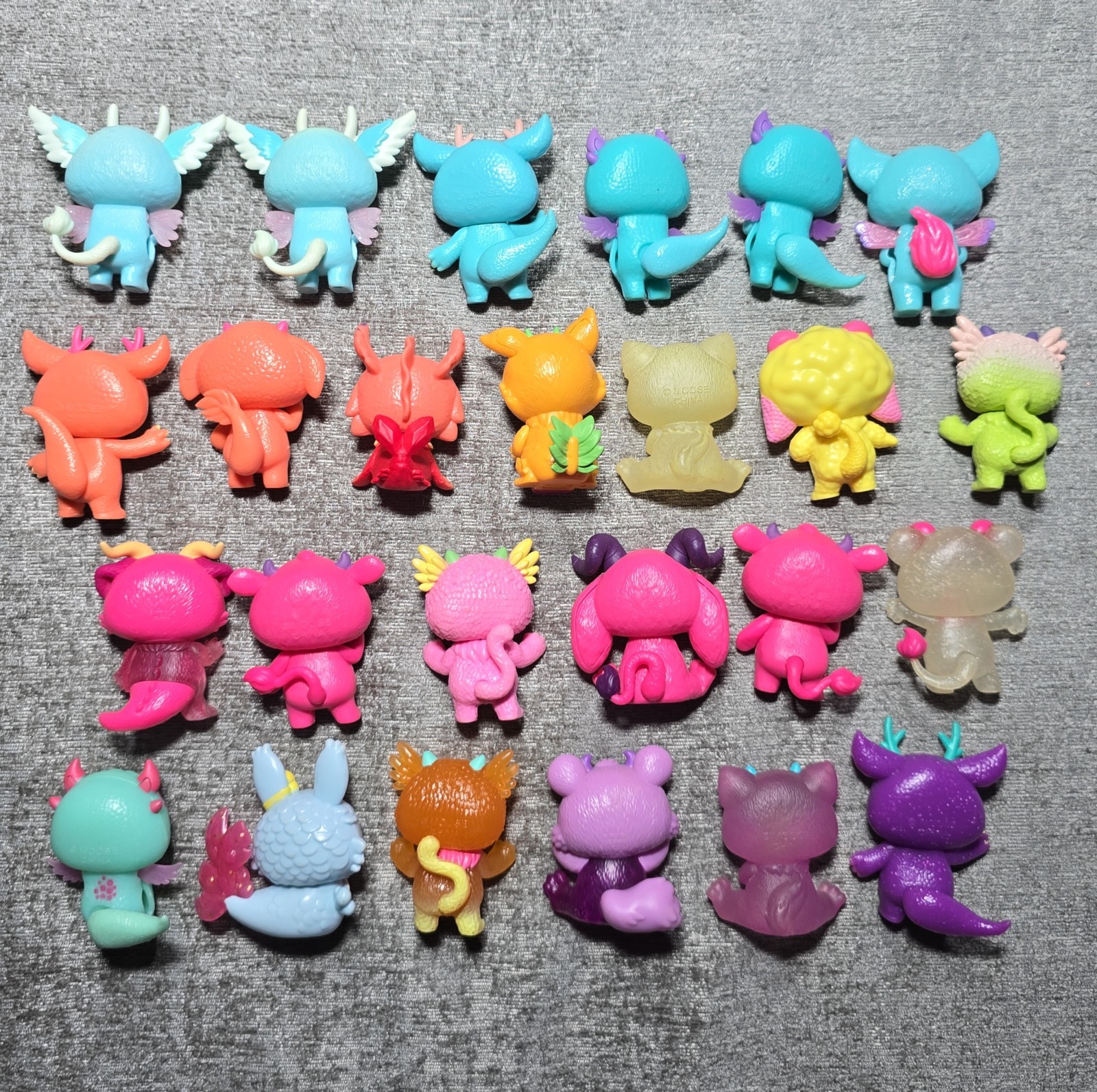 Lot of 25 – Magic Mixies Mixlings Magique Figures Moose Kids Toys Mini Figures