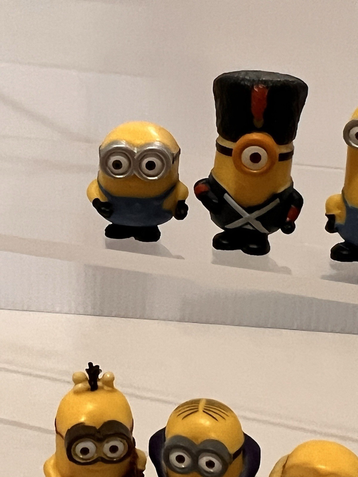 Despicable Me Minion Mini Tiny Figures Lot Of 8 Thinkway Toys 1” Vive Le Pirate