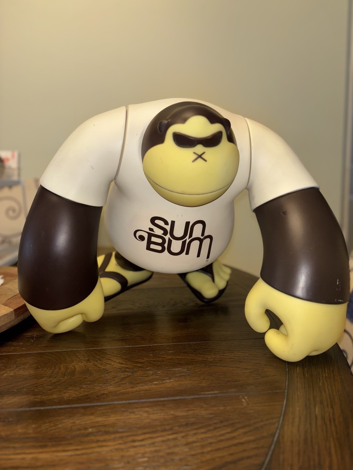 Sonny 16 Inch Sun Bum Gorilla