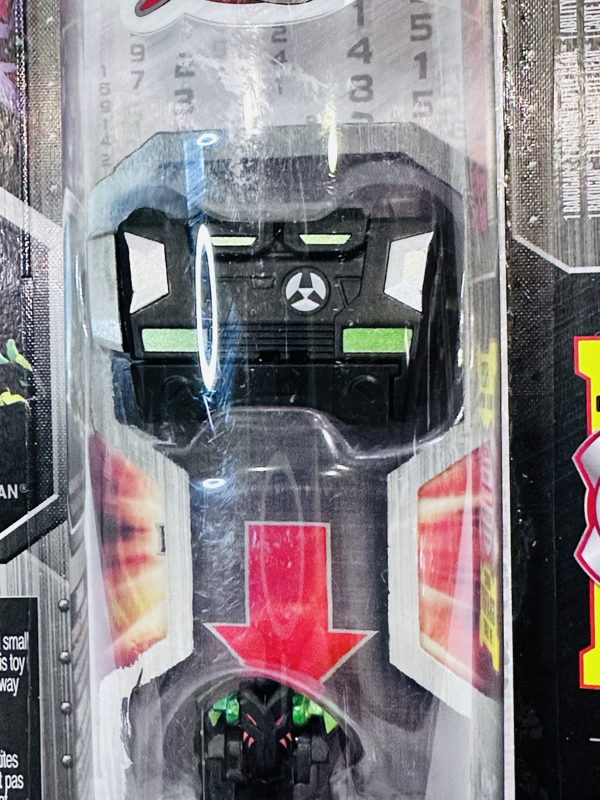 BAKUGAN Gundalian Invaders Combat Set: Silver BOOMIX & Darkus LINEHALT Target