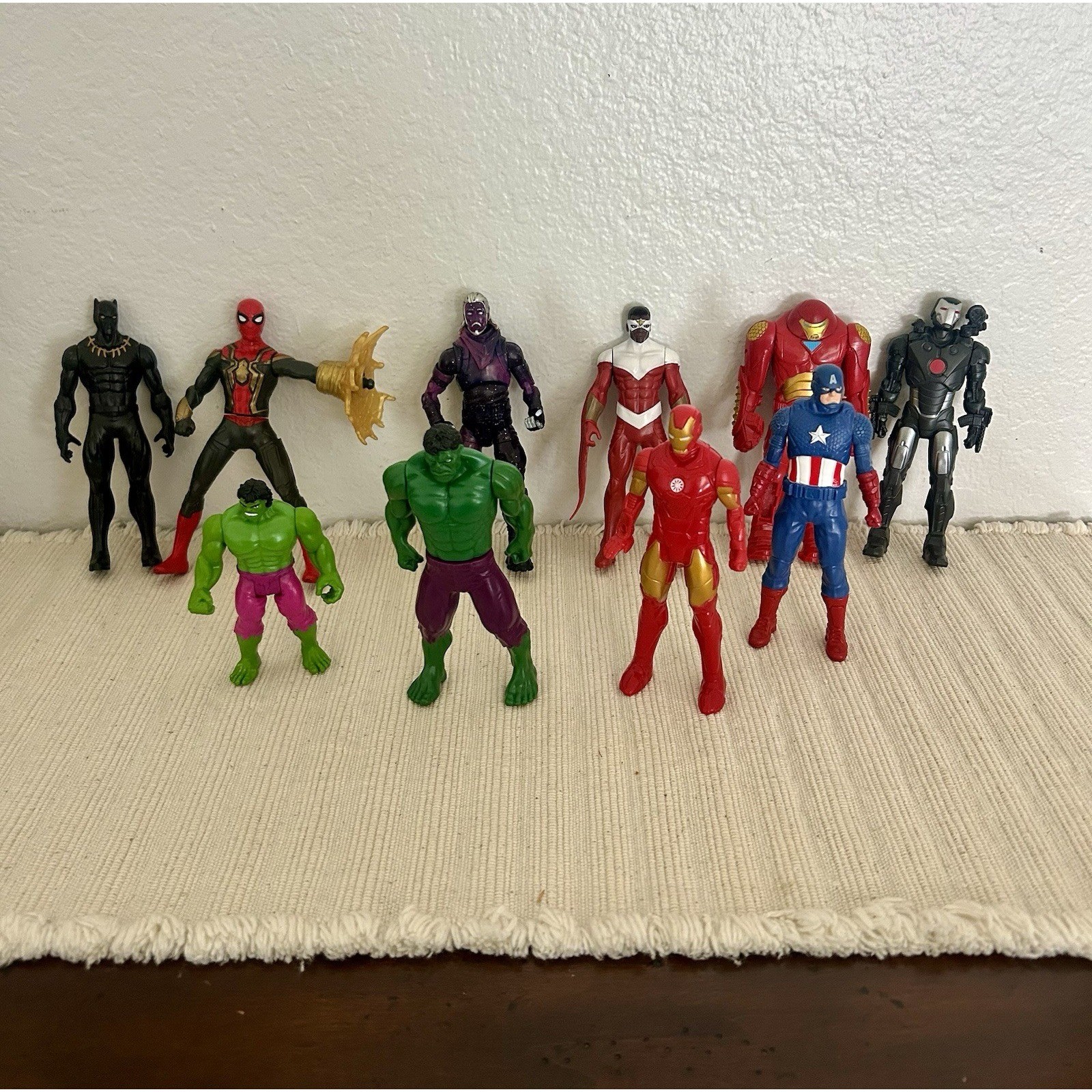 Marvel Comic Book Super Heroes Mixed Lot Of 11 6&Prime; Inch Action Figures