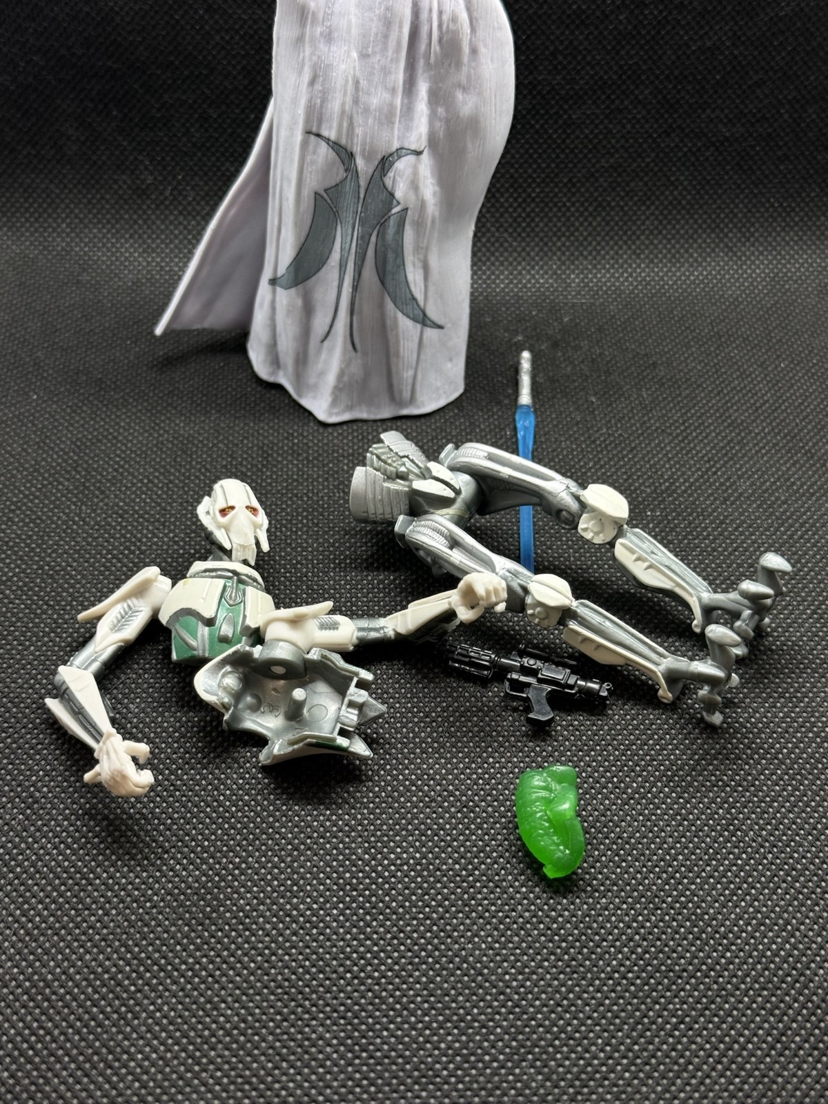 HASBRO STAR WARS ROTS GENERAL GRIEVOUS EXPLODING 3.75&Prime; FIGURE COMPLETE