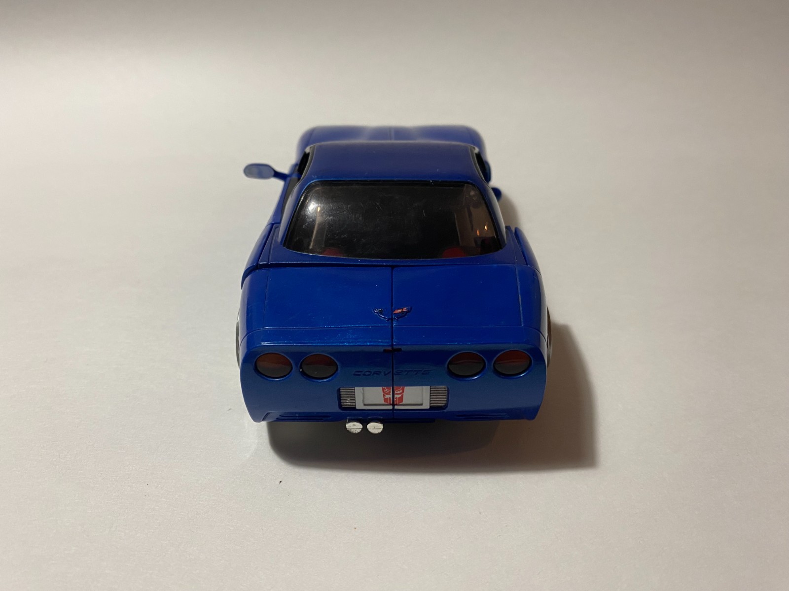 Transformers 2006 Alternators Chevrolet Corvette Z06 Tracks Figure Incomplete