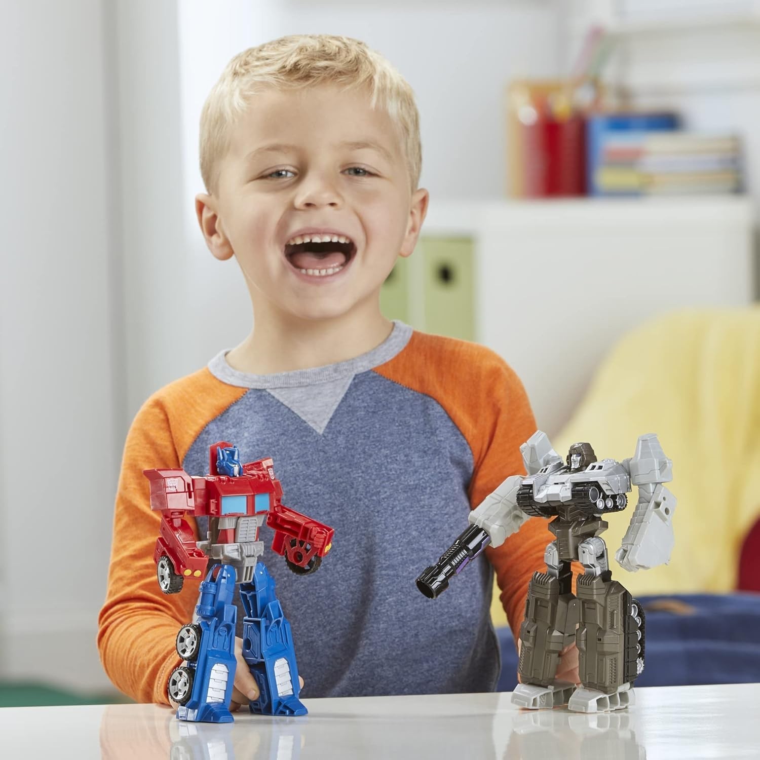 Collectible 7-Inch Action Figures: Optimus Prime and Megatron – Fun for Ages 6+