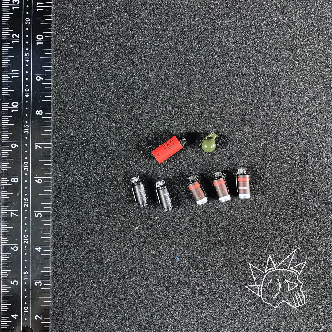 1/6 Scale Assorted Grenades Set Custom Action Figure Accessory – GA1010S