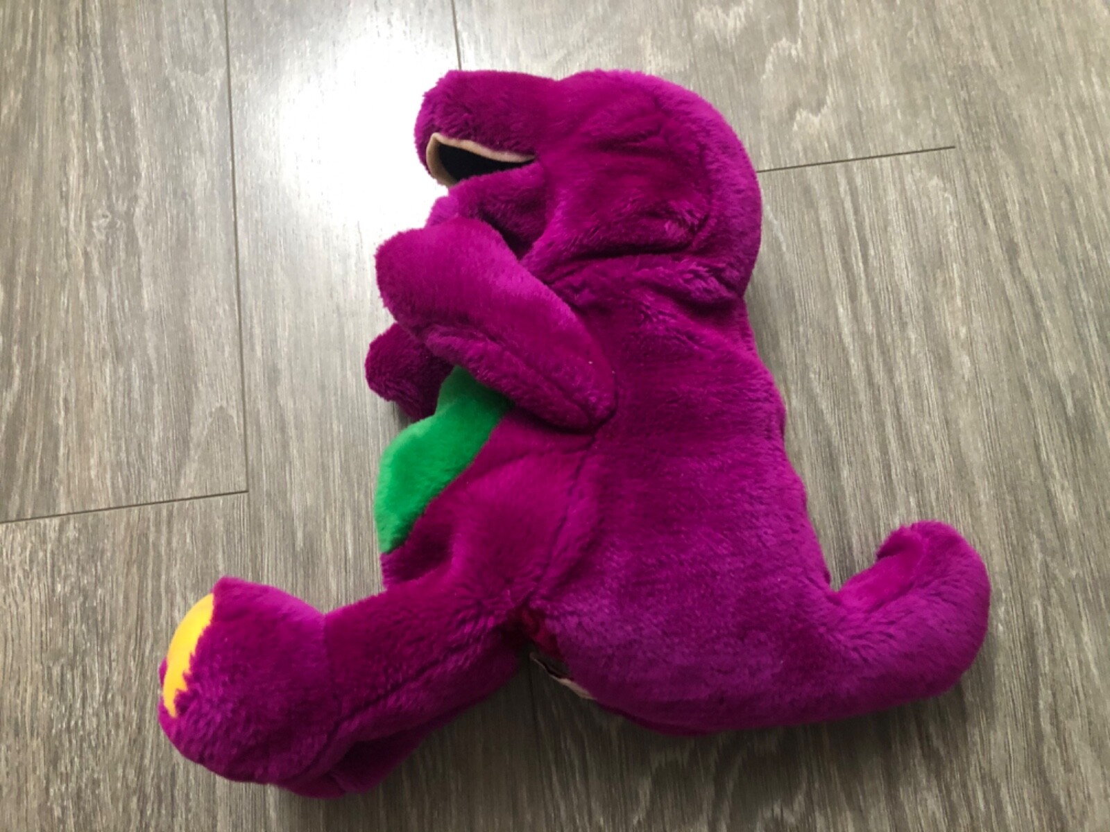 Dakin The Lyons Group Barney Plush Puppet 1992 – 13&Prime; Tall