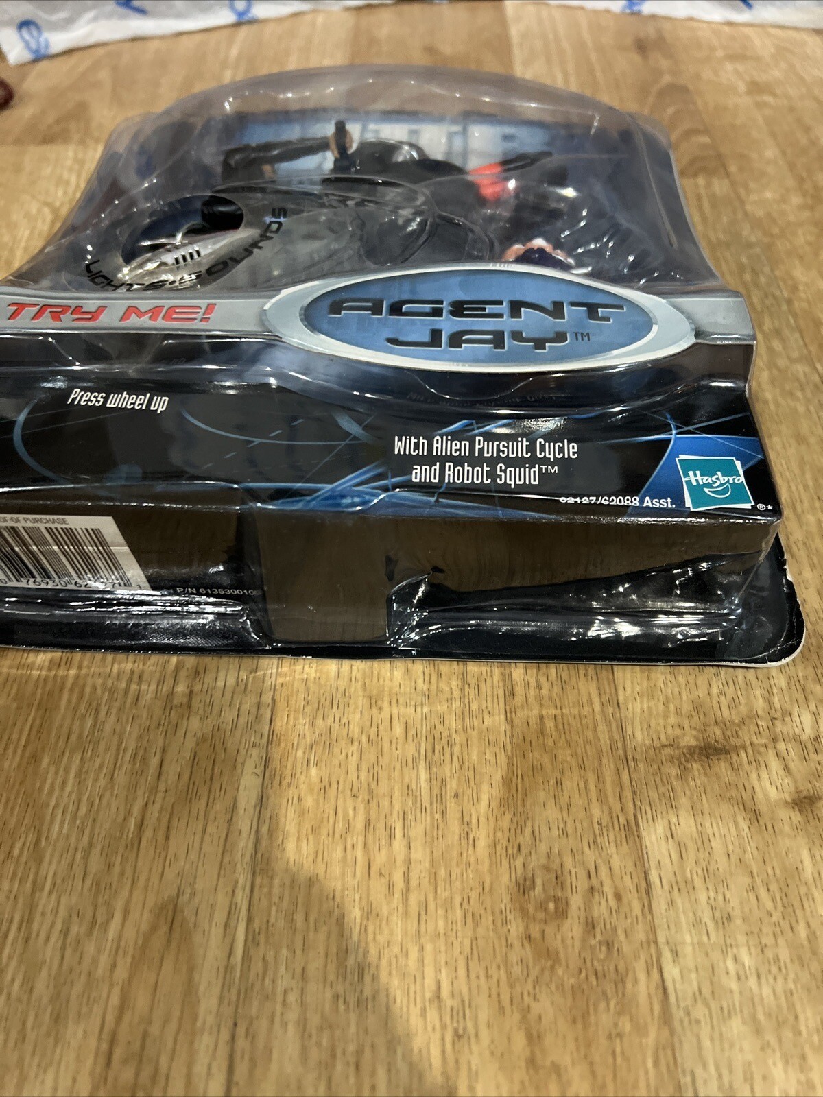 MEN IN BLACK II 2 Agent Jay Cycle Robot Squid and Agent Kay MIB Alien