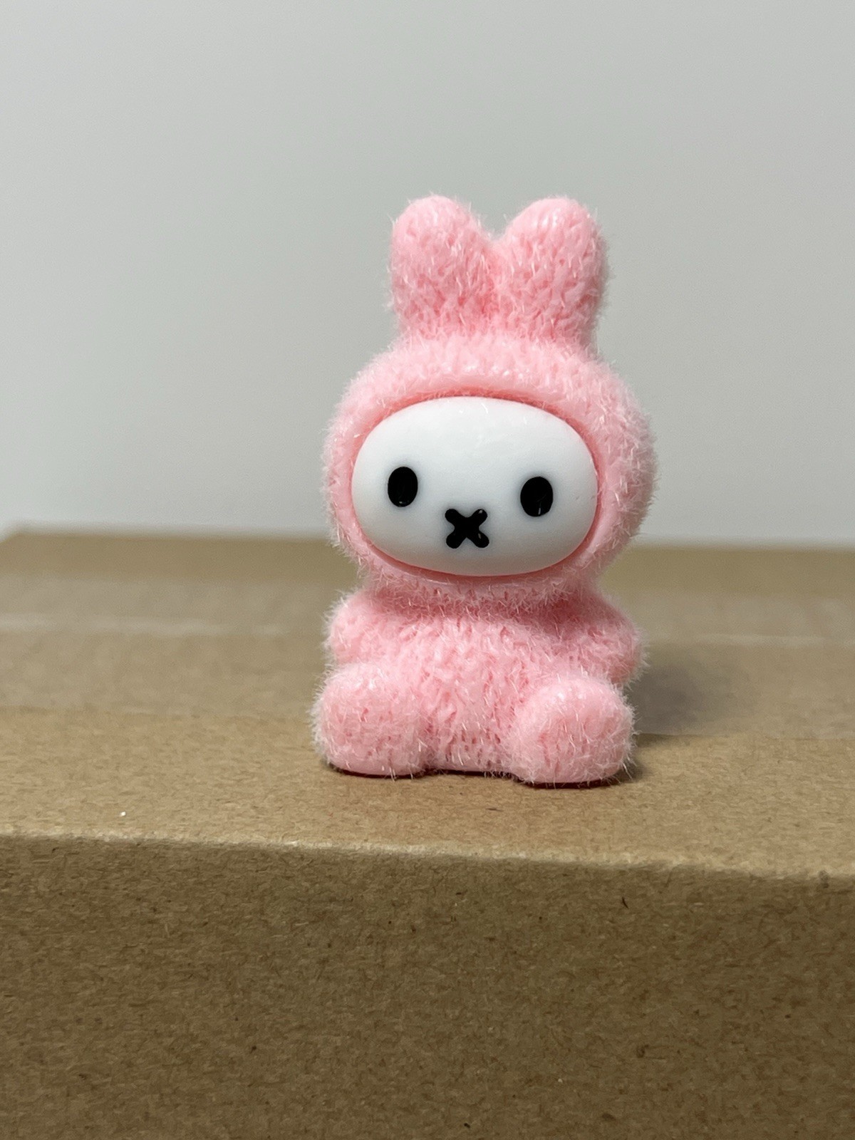Pink Flocked Sitting Bunny 1.5&Prime; Mini Figure New