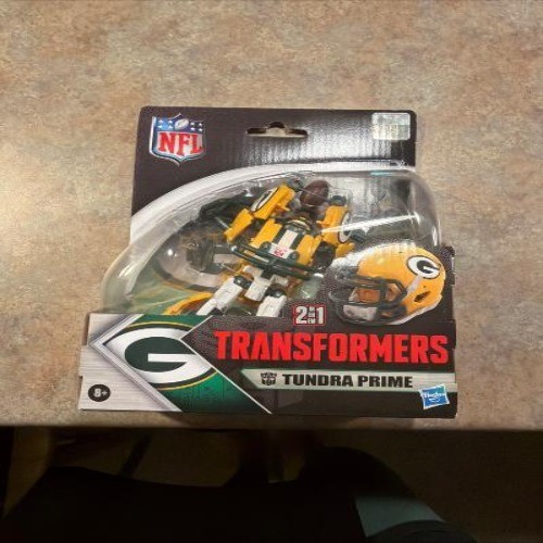 Transformers 2 In 1 Tundra Prime Green Bay Packers NFL Collaborative New&Sealed
