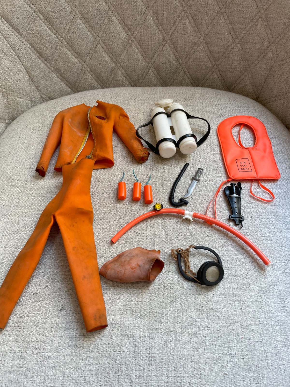 HUGE LOT OF 1964 GI JOE ADVENTURE TEAM ORANGE SCUBA DIVER WETSUIT ACCESSORIES
