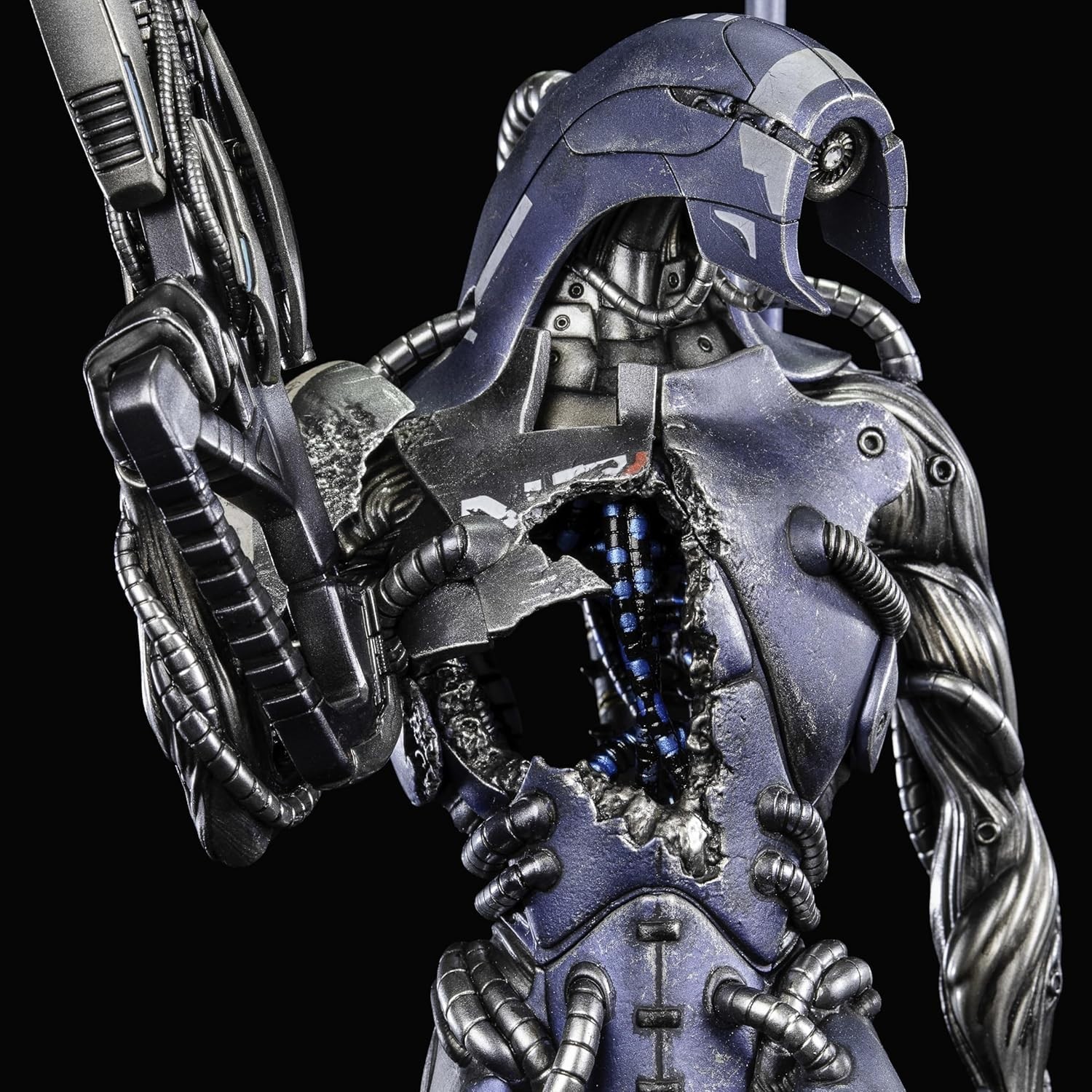 Dark Horse – Mass Effect: Legion Statue
