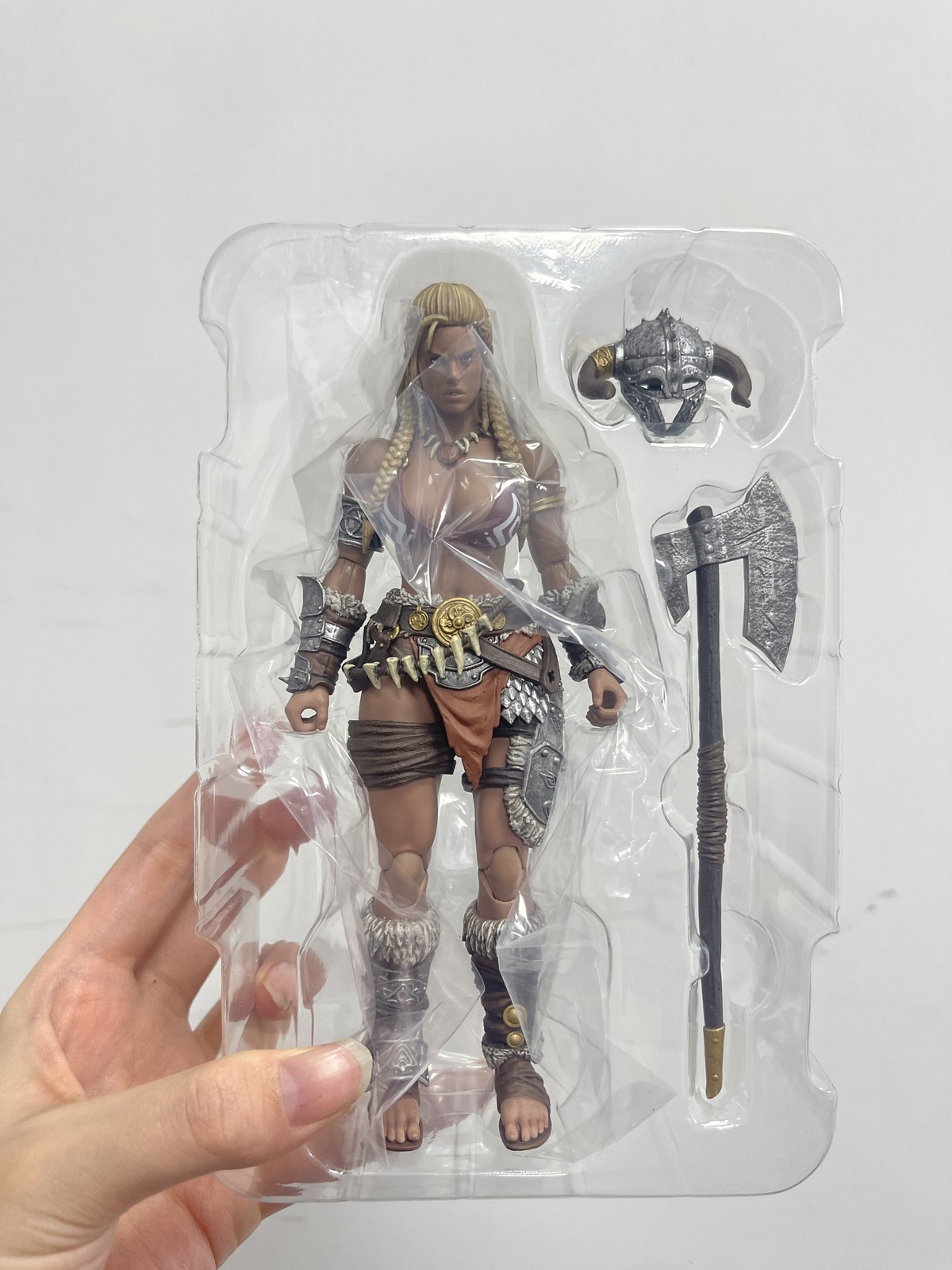 STOCK Xesray Studio Fight for Glory Combatants Exclusive Gold Hildr 1/12 Figure